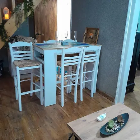 Archontissa Sea View House Appartement Mesongí