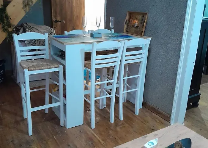 Archontissa Sea View House شقة Mesongí